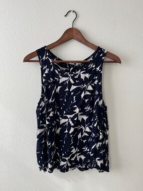 Roxy Leaf Print Tank Top with Back Buttons
